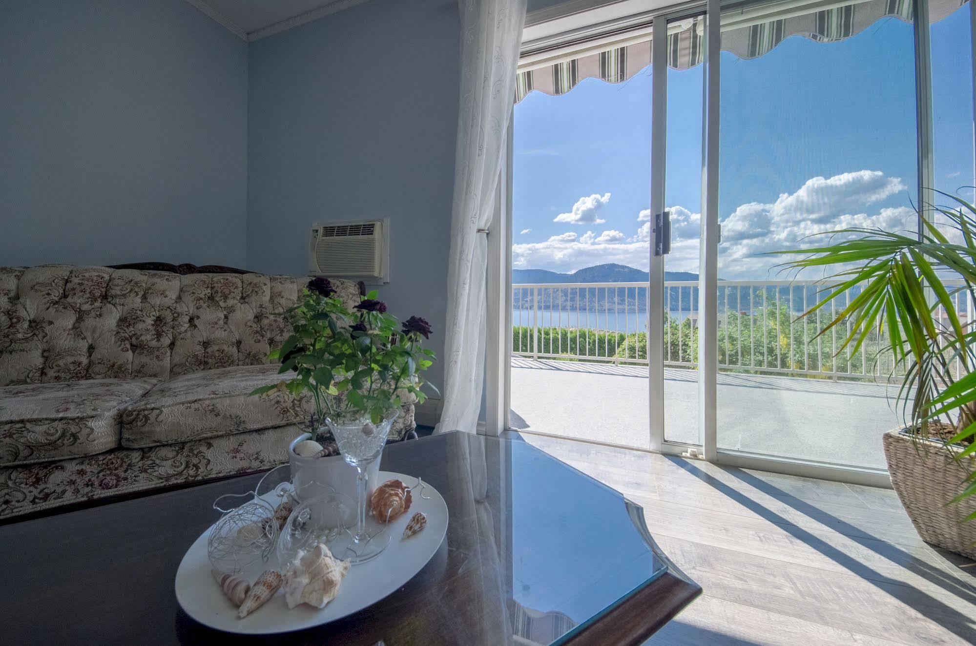 Ok Whistle Stop Bed & Breakfast Penticton Extérieur photo