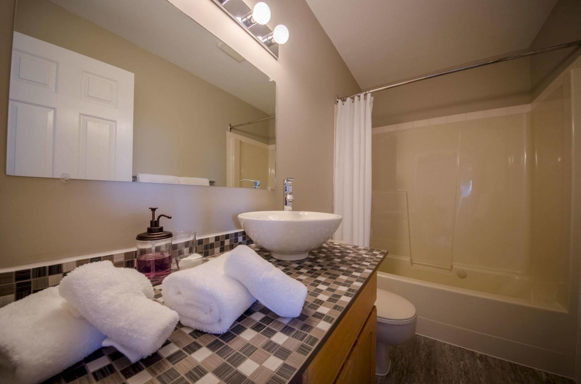 Ok Whistle Stop Bed & Breakfast Penticton Extérieur photo