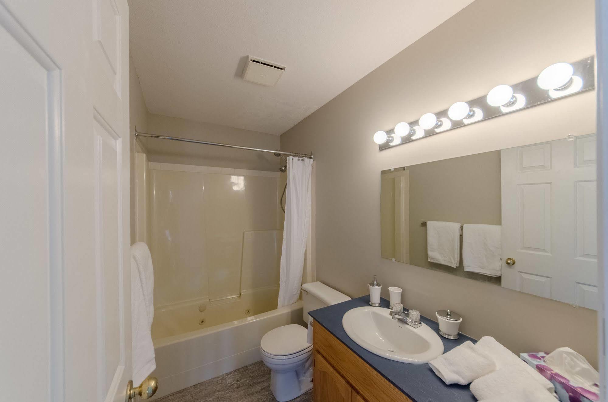 Ok Whistle Stop Bed & Breakfast Penticton Extérieur photo